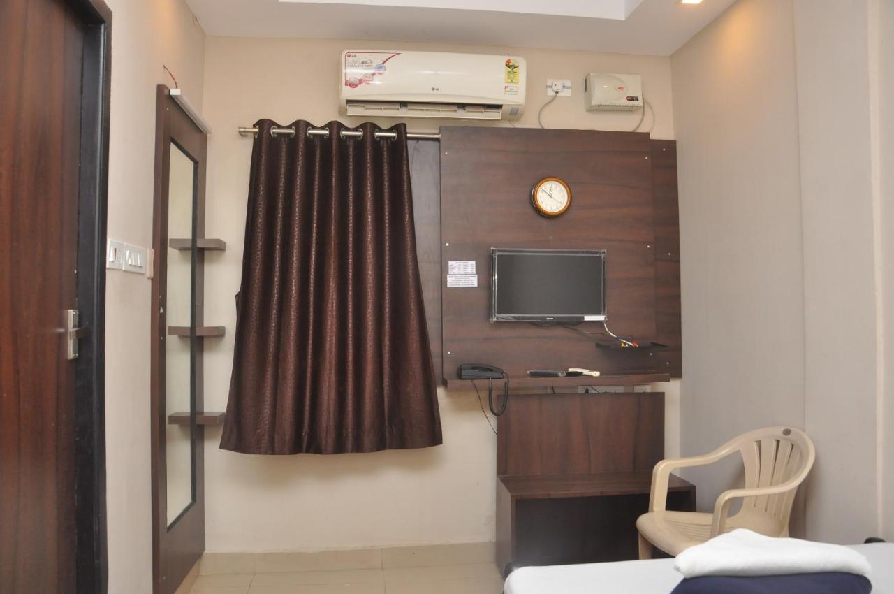 Hotel Temple City Papanasam Εξωτερικό φωτογραφία