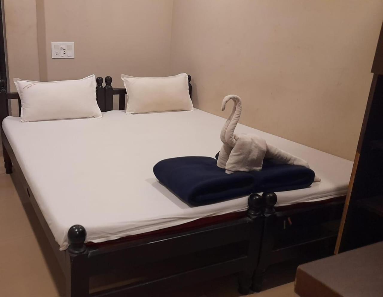 Hotel Temple City Papanasam Εξωτερικό φωτογραφία